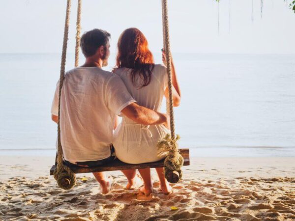 Romantic getaway website design for Gold Coast couplesβ retreats with private and stylish accommodation